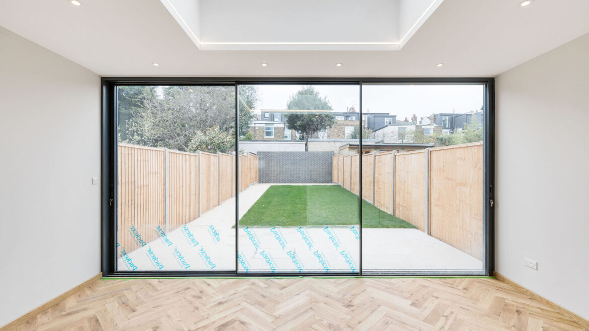 Single-Storey-Rear-Extension-Loft-Conversion-and-House-Renovation-Italian-AlfDaFreValdesign-Kitchen-Supply-and-Install-NW10-5SN-Completed-05-2022-11